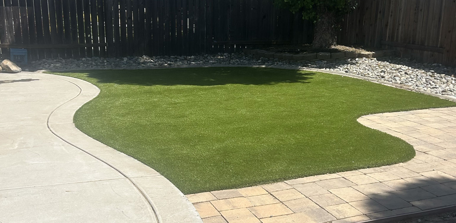 ForeverLawn Sacramento Artificial Grass Backyard K9 Grass Project