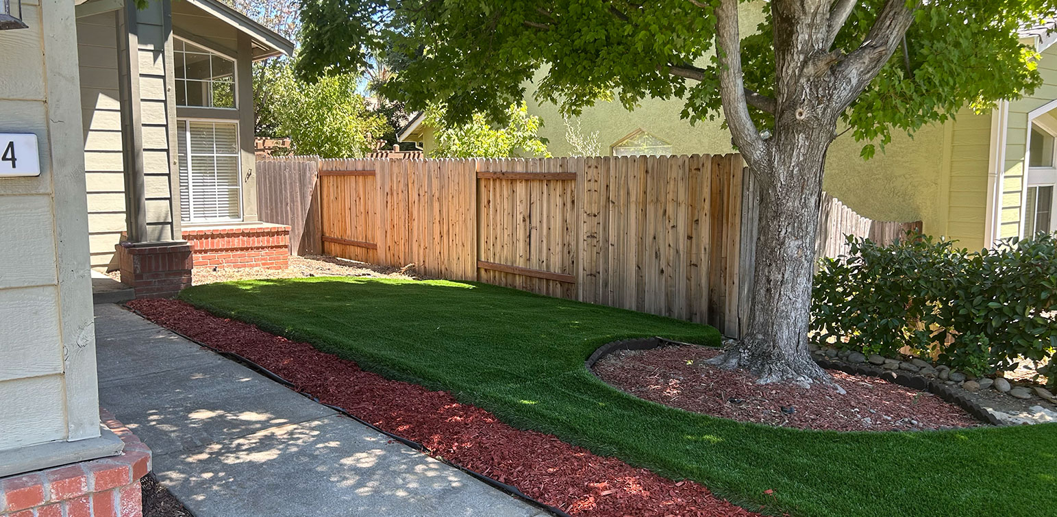ForeverLawn Sacramento Artificial Grass Folsom Front Yard Fence K9 Grass Project